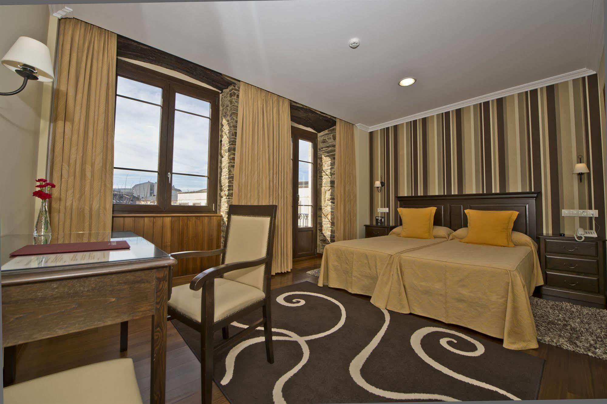 La Casona De Lazurtegui Hotell Ribadeo Exteriör bild