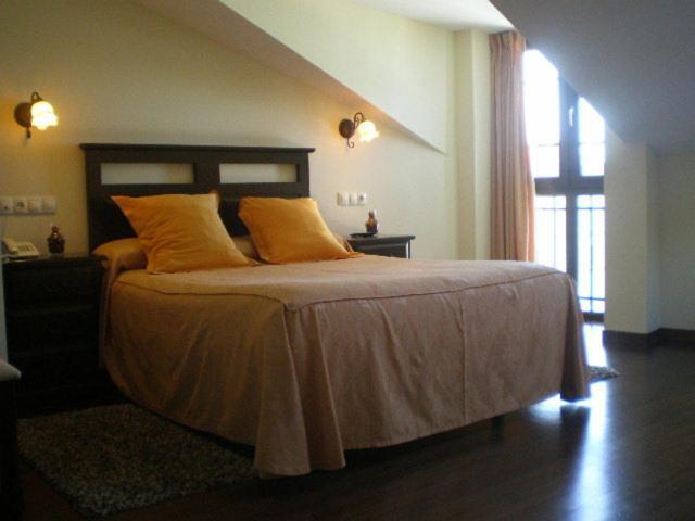 La Casona De Lazurtegui Hotell Ribadeo Exteriör bild